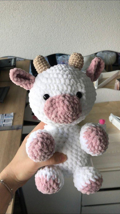 Easy Crochet Pattern: Adorable Baby Cow